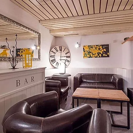 Hotel Du Lac 3*